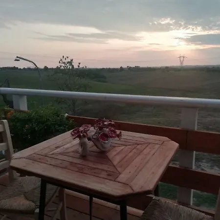 Corte Franca La Nuova Era Bed & Breakfast Tragliata