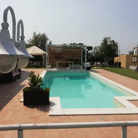 Corte Franca La Nuova Era Bed & Breakfast Tragliata