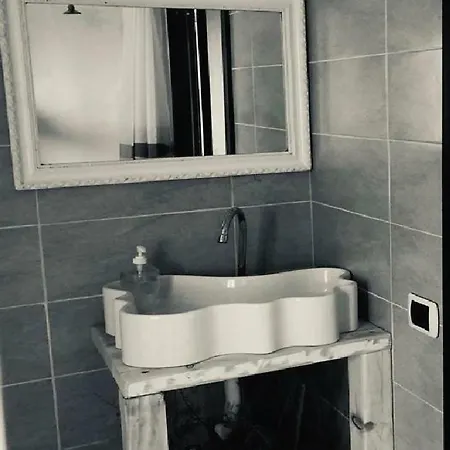 Corte Franca La Nuova Era Bed & Breakfast Tragliata